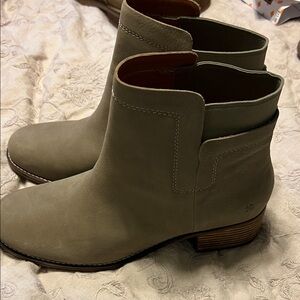 Lucky Chelsea booties